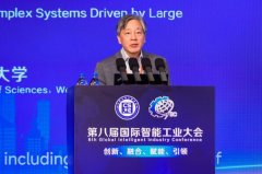 正在工业取通用AI的交叉点上？ 
